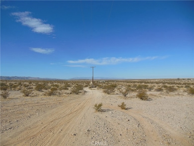 5130 Mesa Dr, Twentynine Palms, CA 92277 - photo 3