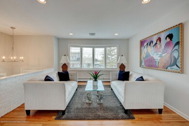 06_5LivingRoom_mls