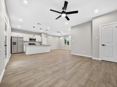 7414 Mount St, Houston, TX 77088 - photo 5