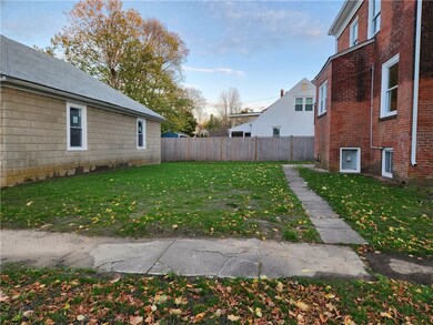 53 Edgewood Ave, Cranston, RI 02905 - photo 5