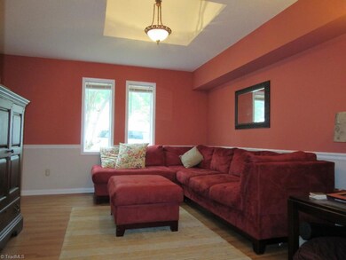 537 Oakdale Rd, Jamestown, NC 27282 - photo 7