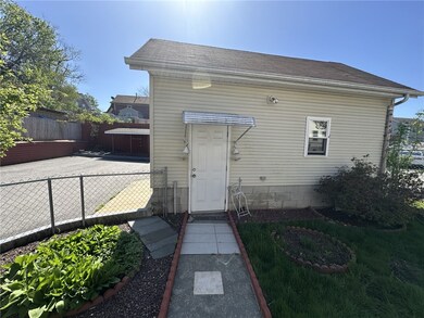 224 Washington St unit 1, Central Falls, RI 02863 - photo 5