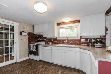 56 Bow Center Rd, Bow, NH 03304 - photo 2