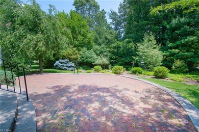 Relaxing wooded views.