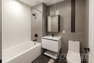 1244 New York Ave unit 3A, Brooklyn, NY 11203 - photo 4