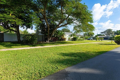 2013 Ardley Rd, North Palm Beach, FL 33408 - photo 3
