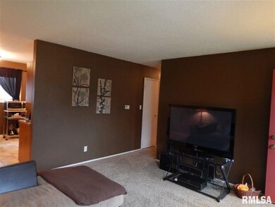 3114 Hyperion Rd, Bettendorf, IA 52722 - photo 5