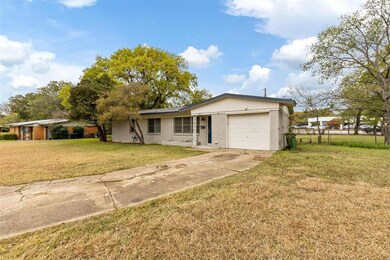 8033 Laura St, North Richland Hills, TX 76180 - photo 5