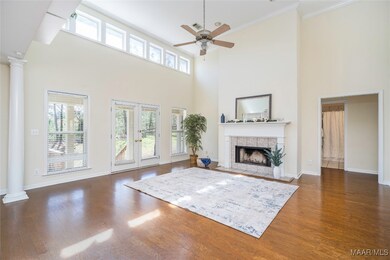 14' ceiling and skylight in LR