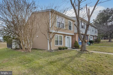 19912 Cedarbluff Dr, Germantown, MD 20876 - photo 2