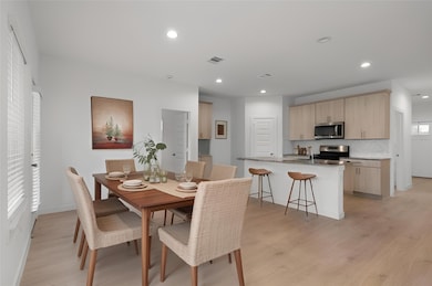 Smarthome! All lights, locks, and doors can be controlled with your phone! ( Virtually