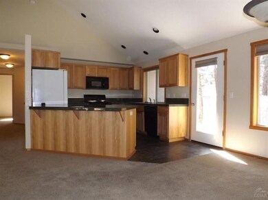 61281 Columbine Ln, Bend, OR 97702 - photo 7