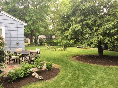 27 Emerald Ave, Lawrence, MA 01843 - photo 2