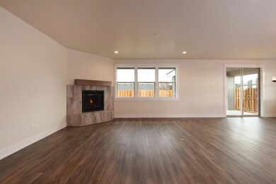 2574 NW 23rd Lp Redmond MLS by Explore M