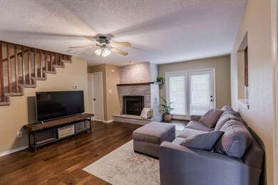 1145 Henson Dr, Hurst, TX 76053 - photo 5