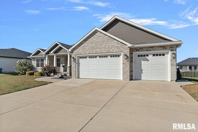 1109 Lightstone Ct, Sherman, IL 62684 - photo 4