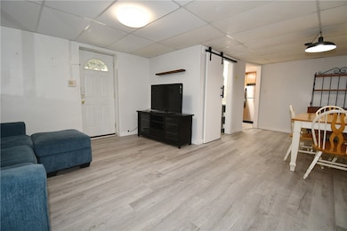 187 Morrison Dr unit 3, Pittsburgh, PA 15216 - photo 4