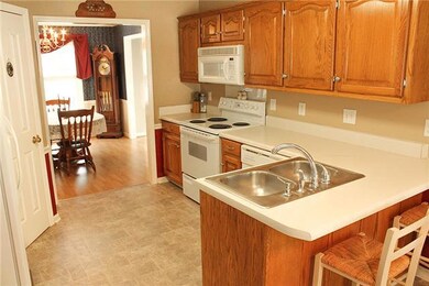 325 Castlemere Ct, Murfreesboro, TN 37130 - photo 6