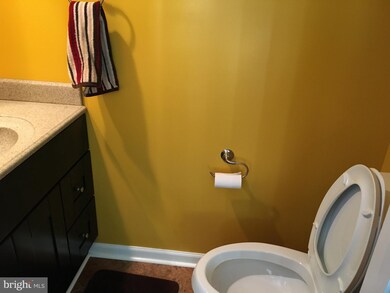 8749 Birkenhead Ct, Laurel, MD 20723 - photo 7