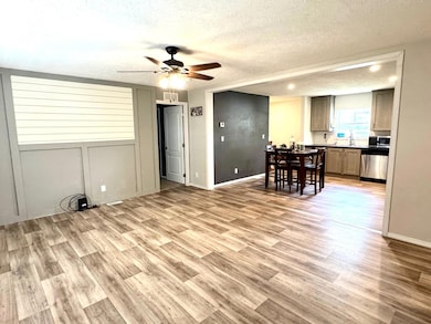 424 2nd St N, Greenbush, MN 56726 - photo 3