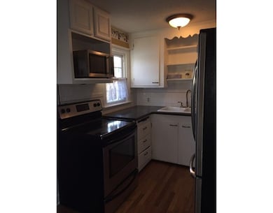 169 Cambria St, Springfield, MA 01118 - photo 5