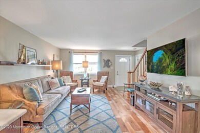 09-LIVING ROOM