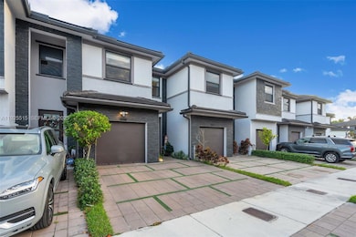 9114 NW 158th St, Miami Lakes, FL 33018 - photo 3