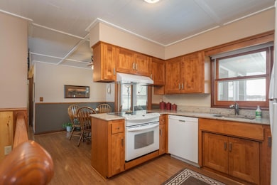 1806 E Lake Geneva Rd NE unit NE, Alexandria, MN 56308 - photo 7