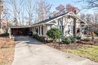 1105 Wood St, Statesville, NC 28677 - photo 3