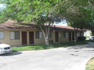 38646 4th St E, Palmdale, CA 93550 - photo 5