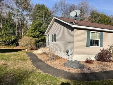 168 Robert Dr, Athol, MA 01331 - photo 4
