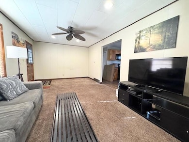 34144 Oakdale Ct, Burlington, WI 53105 - photo 4