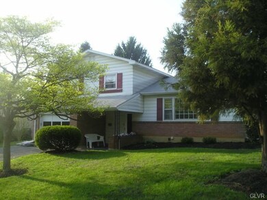 5881 Shepherd Hills Ave, Allentown, PA 18106 - photo 2