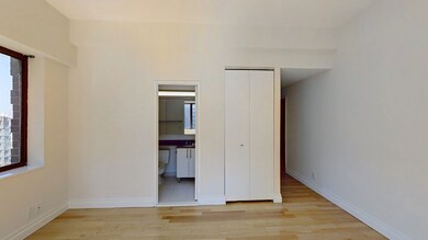 260 W 52nd St unit 26-A, New York, NY 10019 - photo 5