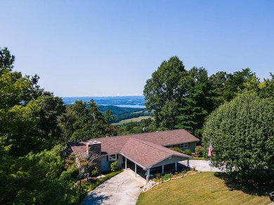 2141 Le Conte St, Morristown, TN 37814 - photo 2