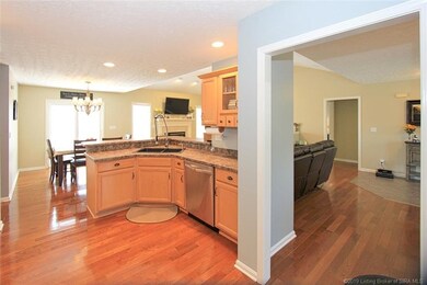 4206 Aberdeen Ct, New Albany, IN 47150 - photo 3