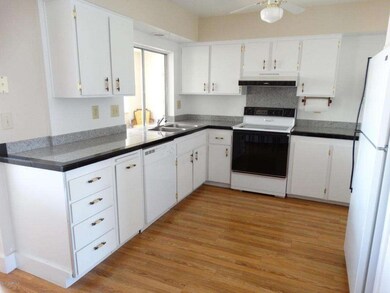 11114 W Desert Butte Dr, Sun City, AZ 85351 - photo 6