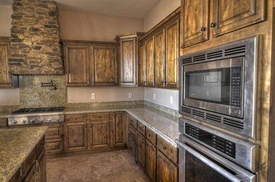 Kitchen1-3156990287-O