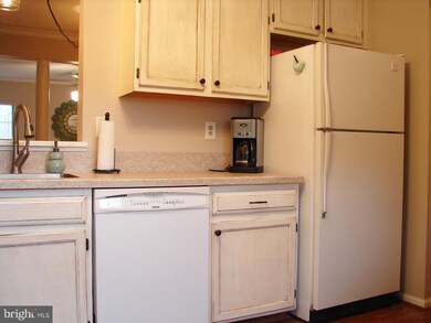 9310 Daly Ct, Laurel, MD 20723 - photo 3