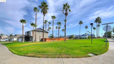 1609 Willow Lake Rd, Discovery Bay, CA 94505 - photo 2