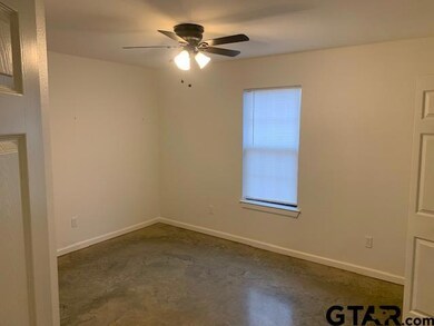 11219 11219 Cr 219 unit 202, Tyler, TX 75707 - photo 6