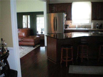 Kitchen. Warm open kitchen