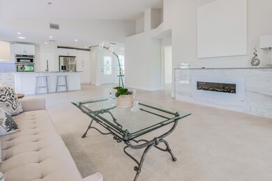 05_living-room2_6926 Touchstone Circle_E