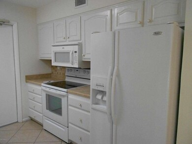 17033 N Pinion Ln, Sun City, AZ 85373 - photo 2