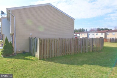 111 Savannah Ct, Walkersville, MD 21793 - photo 4