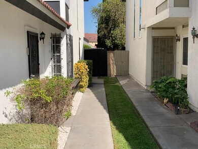 210 S Paulsen Ave, Compton, CA 90220 - photo 3