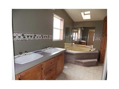 Full Bath.