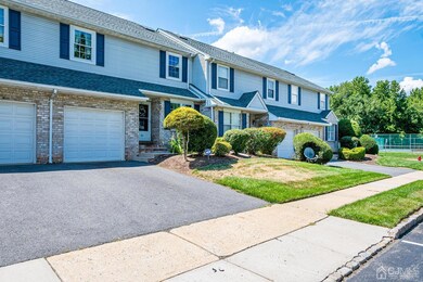 42 Hawthorn Dr, Edison, NJ 08820 - photo 3