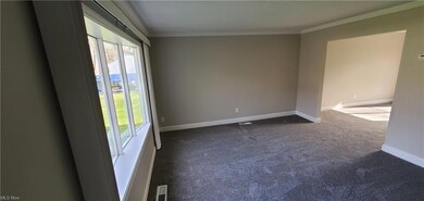 441 Buckeye Dr, Sheffield Lake, OH 44054 - photo 4