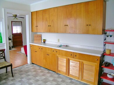 203 Shelburne Rd, Burlington, VT 05401 - photo 5